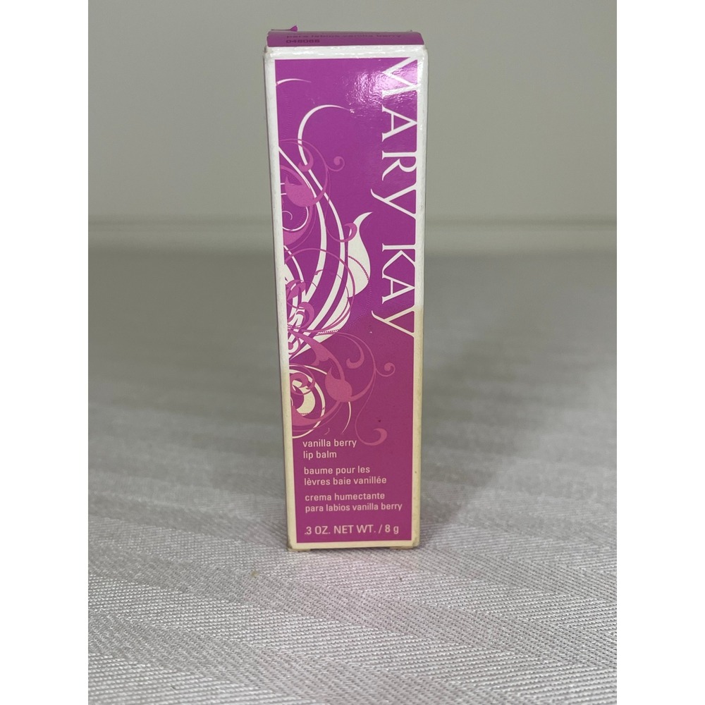 Mary Kay Vanilla Berry Lip Balm .3 oz / 8 g Moisturizing Lip Treatment 048088